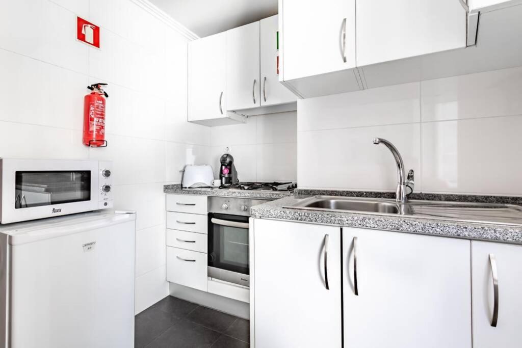 Inloveapartments - Alfama Balcony Appartement Lisboa